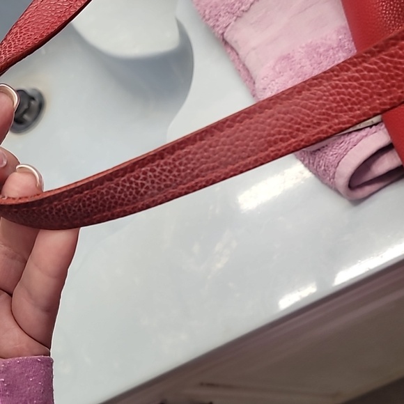 Coach Vibrant Red Leather Shoulder Bag - Picture 14 of 15